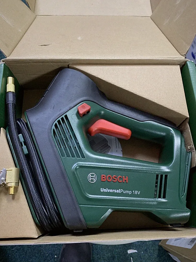 Bosch Home and Garden Electric Air Pump/Air Compressor Universal Pump 18V